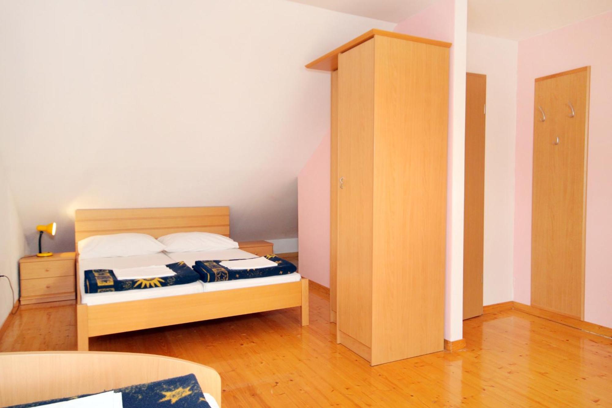 Apartments With A Swimming Pool Jadranovo, Crikvenica - 3238 Rom bilde