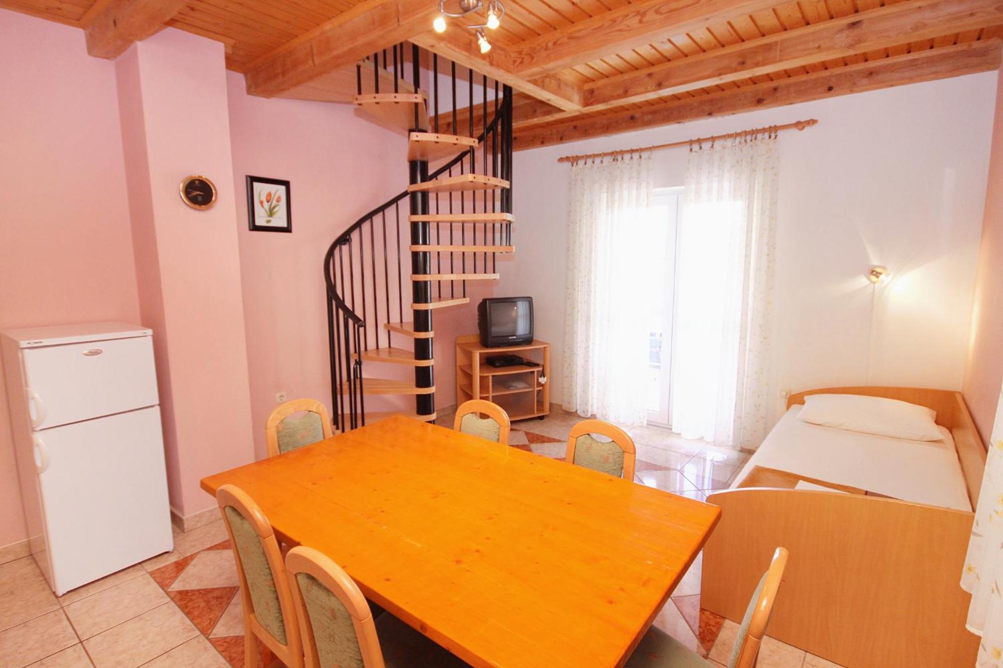 Apartments With A Swimming Pool Jadranovo, Crikvenica - 3238 Rom bilde
