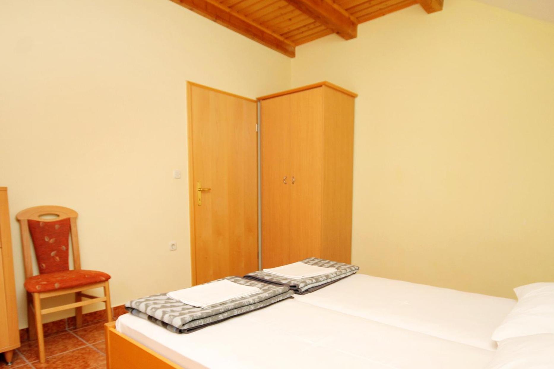 Apartments With A Swimming Pool Jadranovo, Crikvenica - 3238 Rom bilde