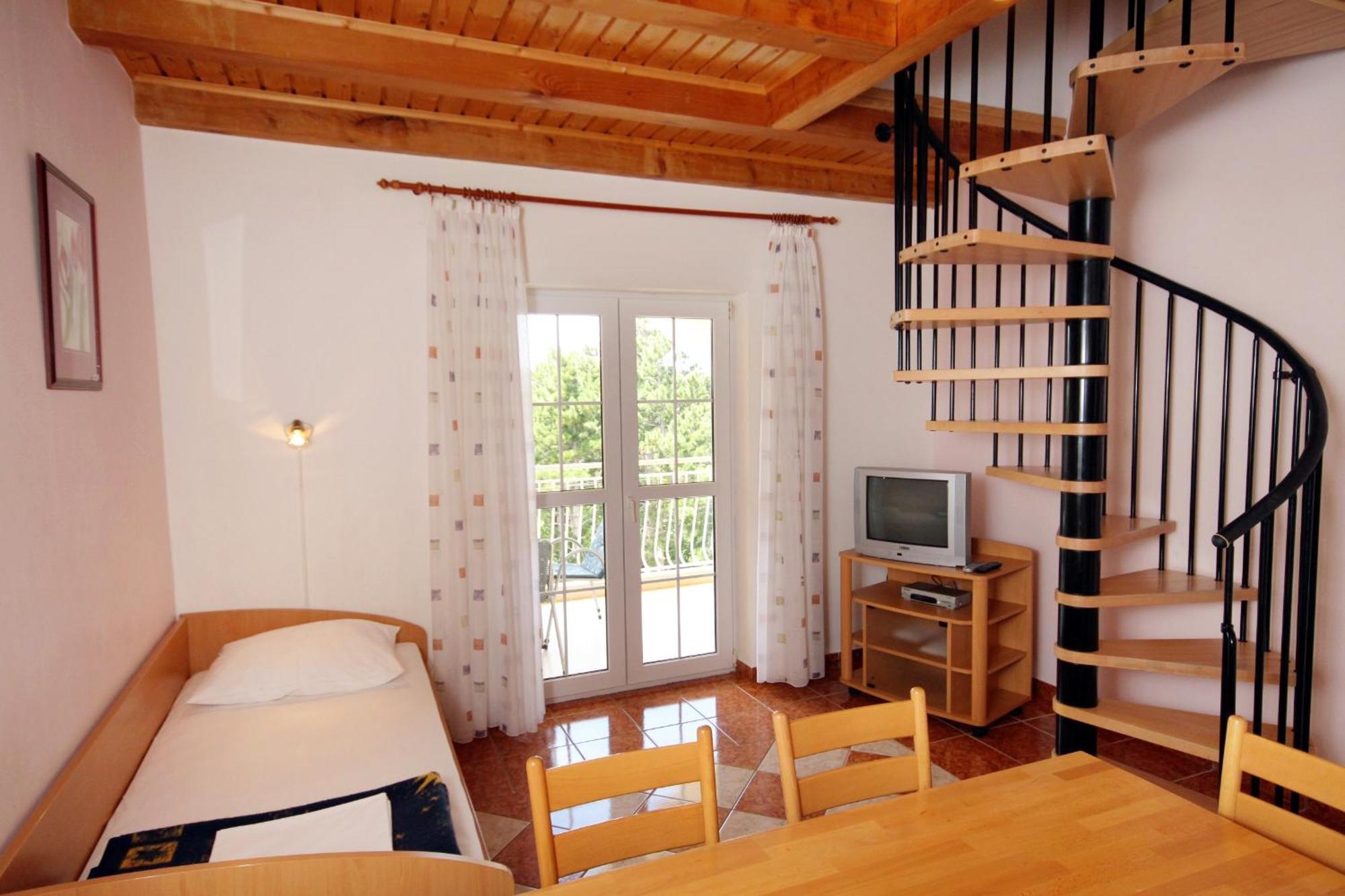 Apartments With A Swimming Pool Jadranovo, Crikvenica - 3238 Rom bilde